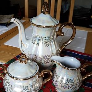 Beautiful vintage hand painted tea set from Japan